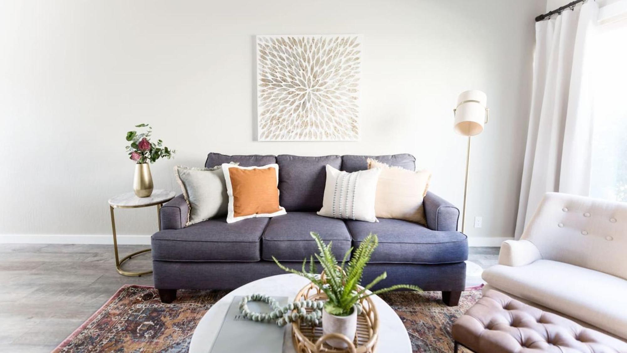 Updated In A Old Town Location Holiday home